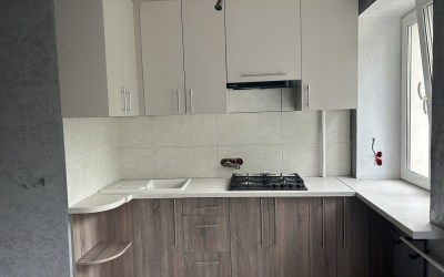Кухни