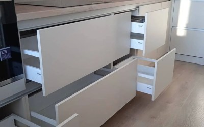 Кухни